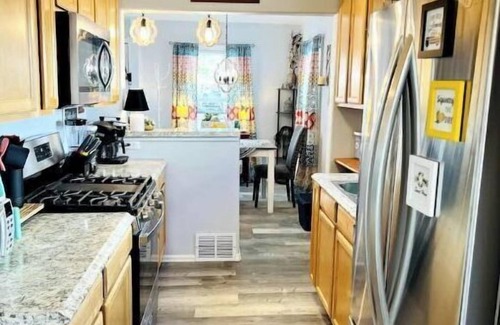 Montrose House | Quaint 1-bedroom home in downtown Montrose 016292
