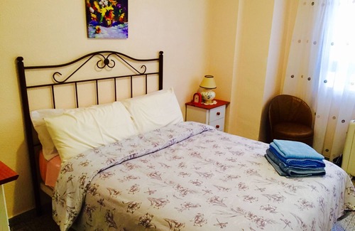 Sagunto Apartment | Quaint 2BR Spanish flat in Sagunto