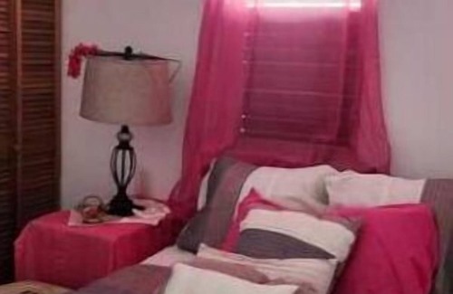 San Anton House | Quaint 3-bedroom house in Ponce with Rich History