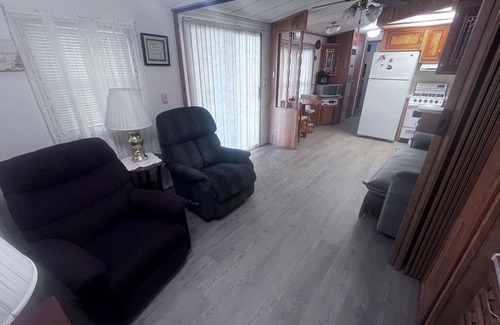 Harlingen House | Quaint and Quiet Tiny Home, with Pool!