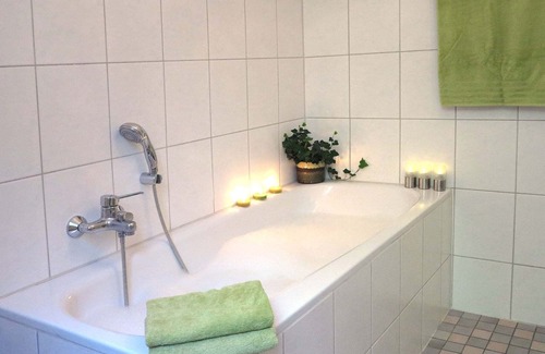 Bad Pyrmont Apartment | Quaint Apartment in Bad Pyrmont with Balcony near River