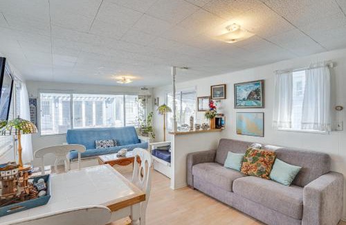 Avalon House | Quaint Avalon Cottage Less Than Half-Mi to Beaches!