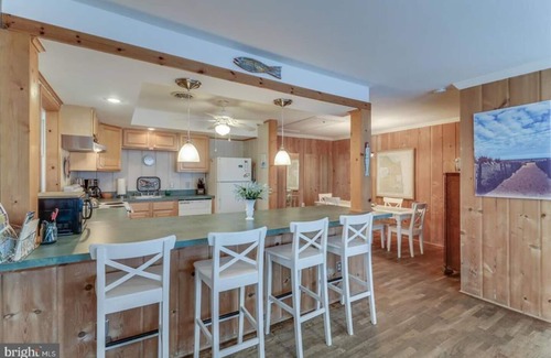 Rehoboth by the Sea Cottage | Quaint Beach Block Cottage, 100 steps to the beach