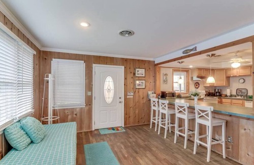 Rehoboth by the Sea Cottage | Quaint Beach Block Cottage, 100 steps to the beach