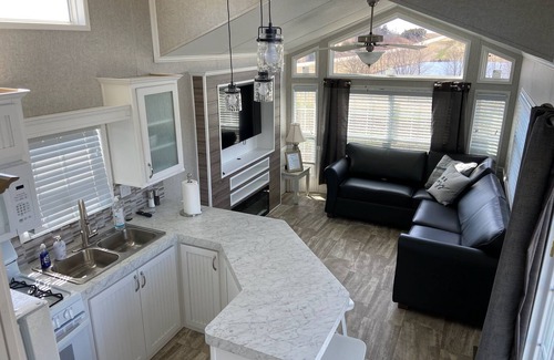 Wayne County Cabin | Quaint Cabin minutes from Lake Rathbun