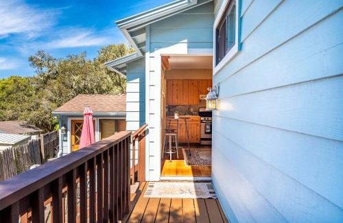 Carmel Woods House | Quaint Carmel - Bungalow Close to Beach