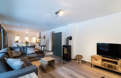 Saalbach Villa | Quaint Chalet in Saalbach-Hinterglemm with Private Sauna
