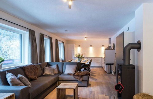 Saalbach Villa | Quaint Chalet in Saalbach-Hinterglemm with Private Sauna