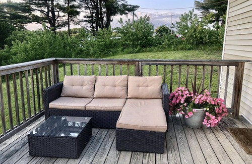 Wiscasset House | Quaint & Cozy 1830s Cape- Central Location!