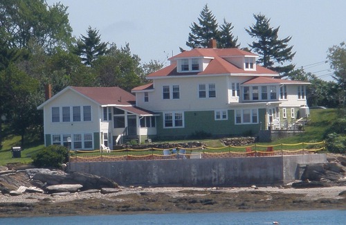 Mid-Coast and Islands Cottage | Quaint Guest Cottage Overlooking Potts Harbor