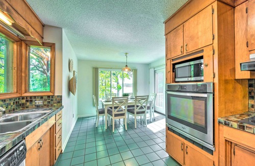 Sherrills Ford House | Quaint Lake Norman Home w/Boat Dock + Grill!