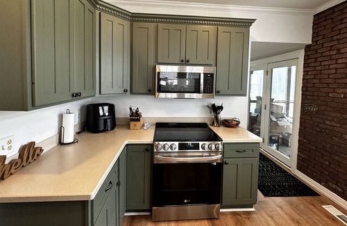 Owosso House | Quaint Owosso Vacation Home