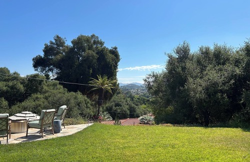 Kit Carson Apartment | Quaint, peaceful guest suite with beautiful views