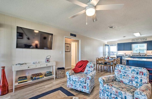 Topsail Beach House | Quaint Sand Dollar Sandbar - Walk to Beach!