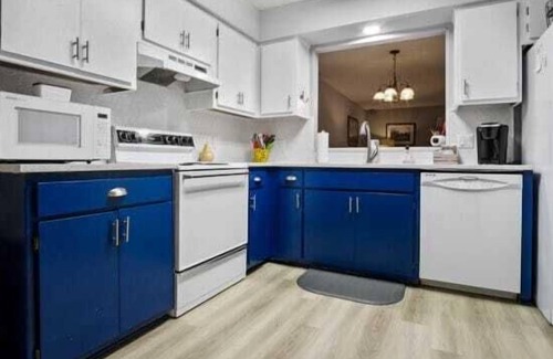 Hot Springs Village House | Quaint Townhome Nestled in the Piney Woods