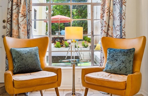 Clarksville House | Quaint Tree-Lined Studio in Historic Enfield