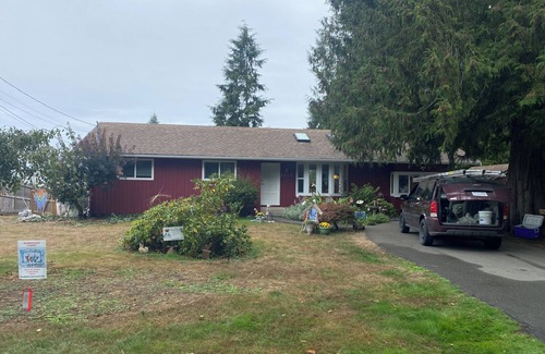 Regional District of Nanaimo House | Qualicum Beach detached home
