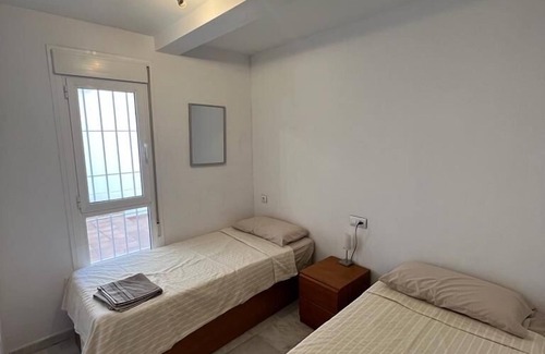 Retamar Apartment | Quality ground floor apartment located next to golf course and El Toyo beaches