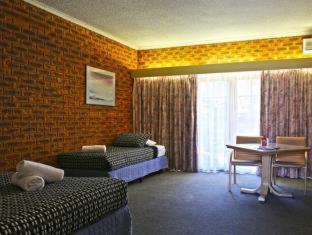 Westmeadows Hotel | Quality Hotel Melbourne Airport