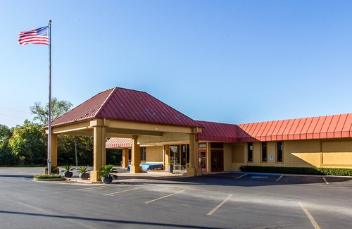 Ada Hotel | Quality Inn Ada Near University