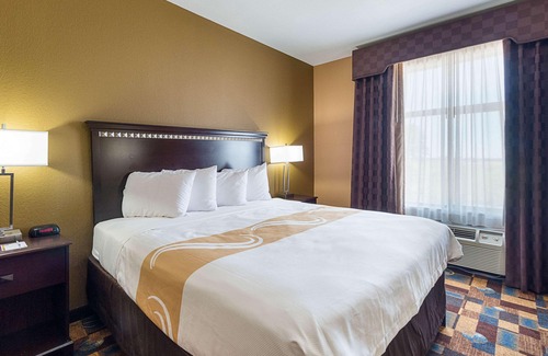 Kyle Hotel | Quality Inn and Suites