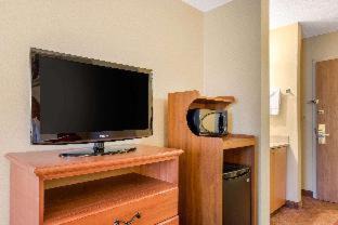 Bangor Hotel | Quality Inn at Bangor Mall