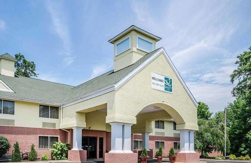 Carrollton Hotel | Quality Inn Carrollton