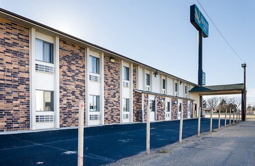 Hays Hotel | Quality Inn Hays I-70