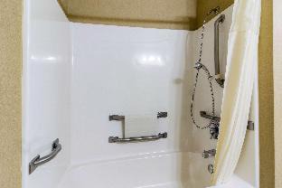 Marshall Hotel | Quality Inn Marshall MN near University