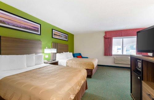 Huron Hotel | Quality Inn near Cedar Point - Huron, Sandusky OH