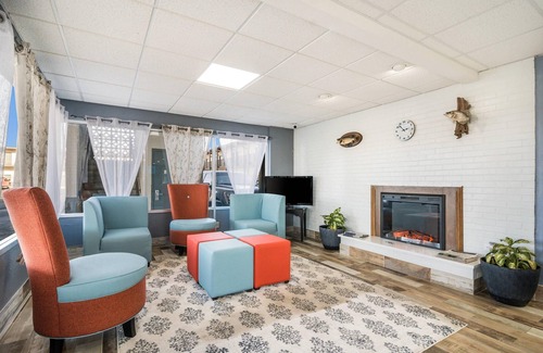 Clarksville Hotel | Quality Inn - On The Lake Clarksville-Boydton