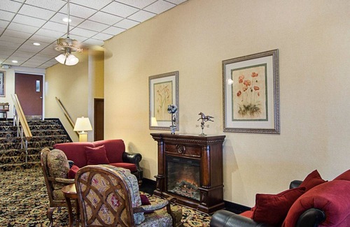 New Market Hotel | Quality Inn Shenandoah Valley
