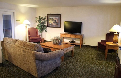 Goldendale Hotel | Quality Inn & Suites Goldendale