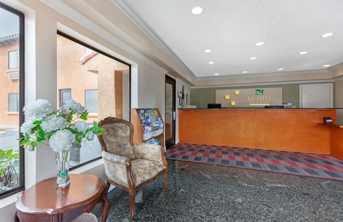 Mira Costa Hotel | Quality Inn & Suites Oceanside near Camp Pendleton