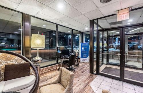 Albert Lea Hotel | Quality Inn & Suites Albert Lea