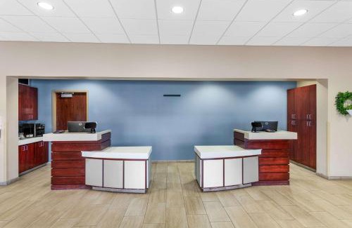Columbus Hotel | Quality Inn & Suites Columbus