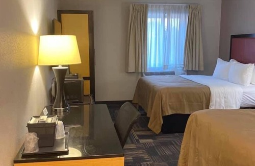 Evansville Hotel | Quality Inn & Suites Evansville Downtown