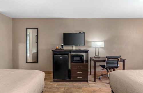 New Boston Hotel | Quality Inn & Suites