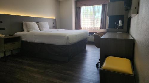 Santa Rosa Hotel | Quality Inn & Suites