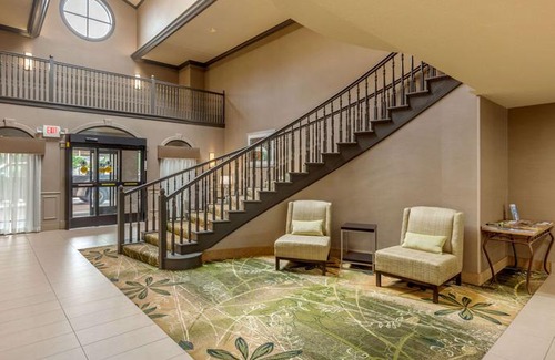 Sherman Hotel | Quality Suites Sherman