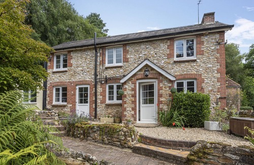 Honiton Apartment | Quantock Farm - a charming cottage sleeping 7 guests