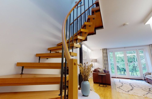 Bladon Apartment | Quarry Cottage I Three bedroom holiday cottage in Bladon