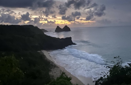 Fernando de Noronha House | Quarto Individual com Banheiro Compartilhado