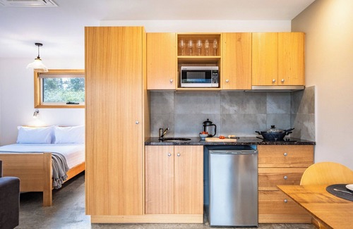 Coles Bay Apartment | Quartz (FS7) - Freycinet Holiday Houses