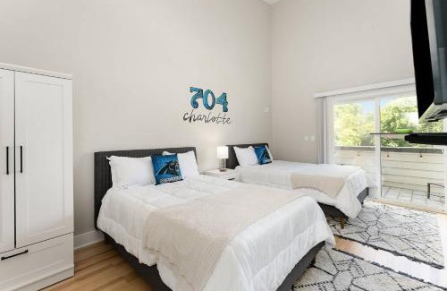 Third Ward House | Queen City's Den Uptown