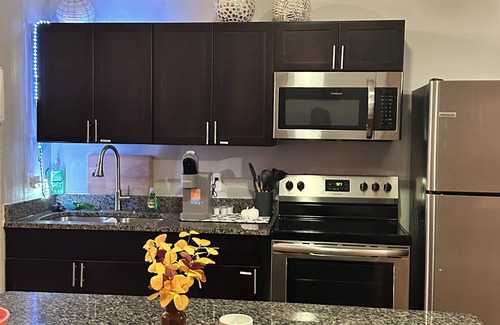 Detroit Apartment | Queen G Investments (1-Bedroom Apartment) - Pets Allowed by RedAwning