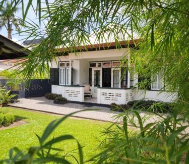 Paramaribo Apartment | Queen Maxima by Prins Hendrik Suites