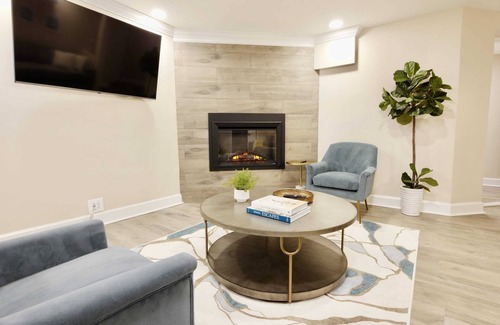 Dupont Circle Apartment | Queen of Q Summary: W