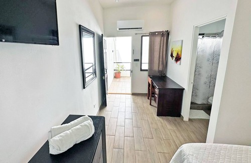 Tamarindo Hotel | Queen Room #6 for 2 people