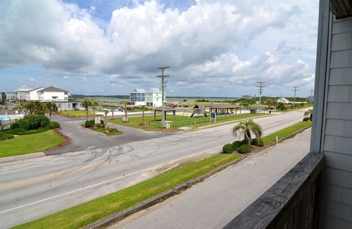 Topsail Beach Condo | Queen's Grant B-105 Rustic Charm, Oceanfront Views